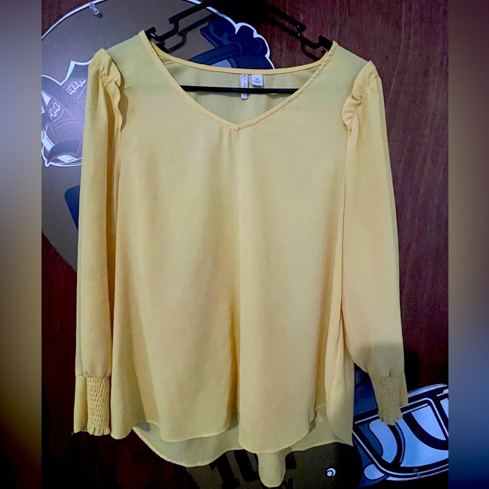 *Est.1946 Yellow long sleeve (M) Bright vibrant color